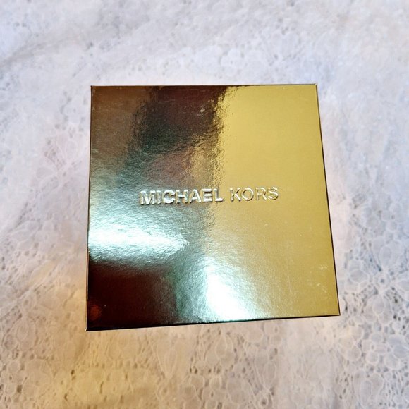 Michael Kors Oversized Alek Gold-Tone Watch Gift Set - Picture 2 of 3